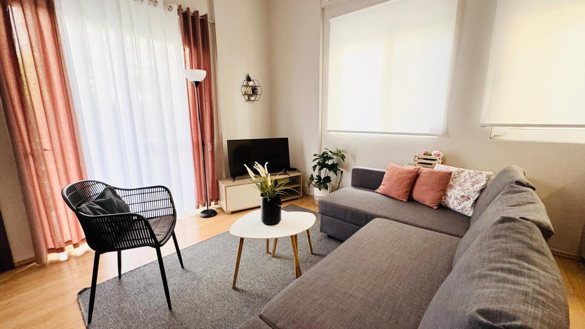 Elegant Glyfada Apartment-Private Garden-Near Metro Athen Exterior foto